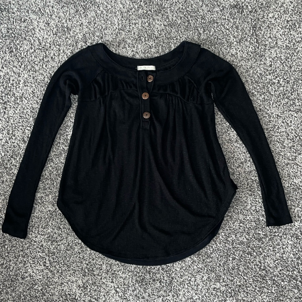 EUC Women’s We the Free Waffle Top (XS)